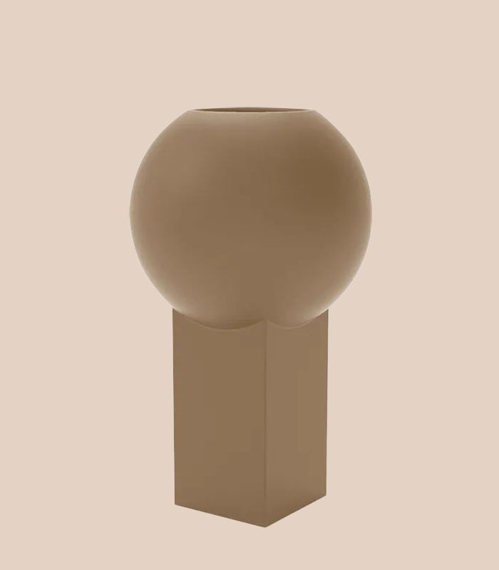 artistic-design-vase-decoration-simple-decorative-vase