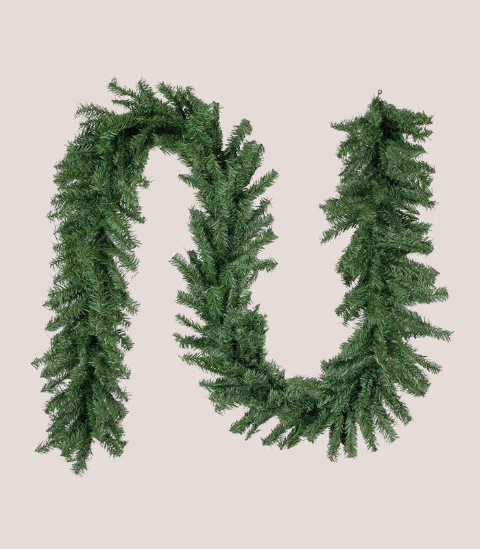 wreath-artificial-christmas-garland