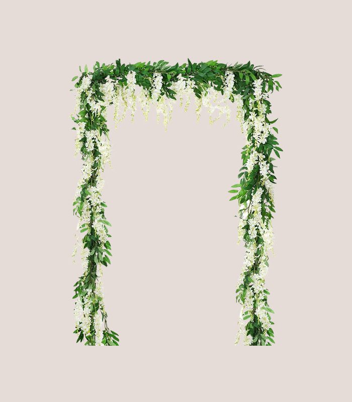 artificial-wreath-with-plastic-silk-garland