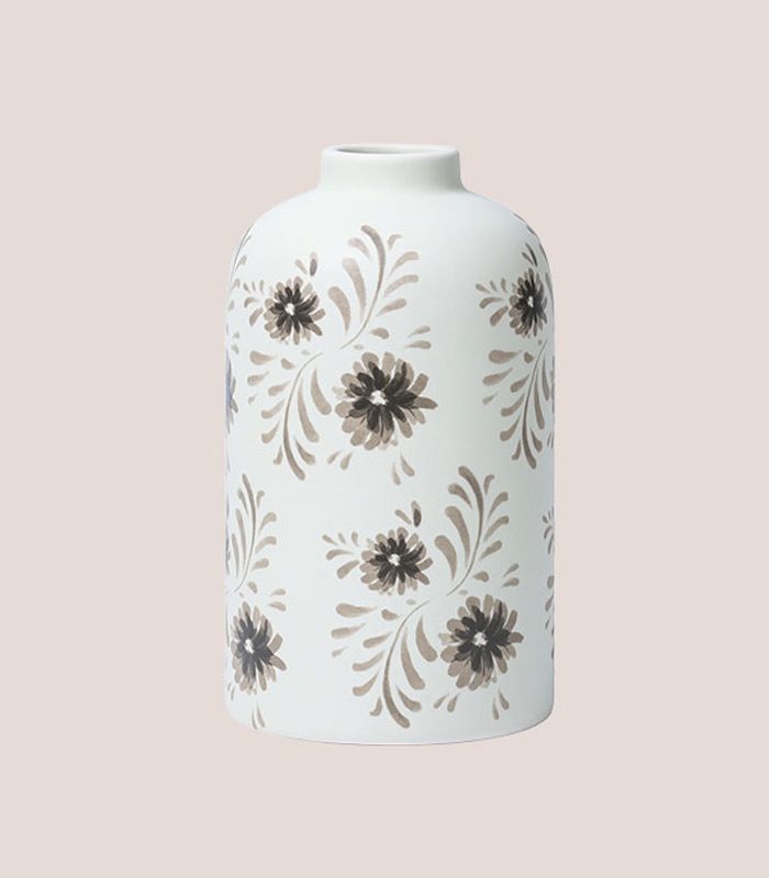hand-painted-floral-pattern-elegant-space-decor-ceramic-vase