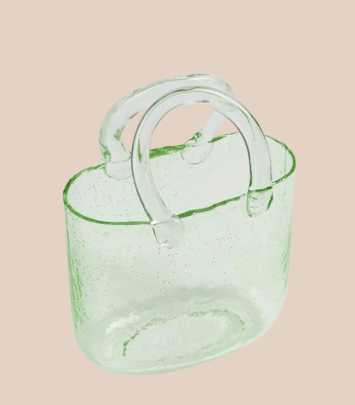 handbag-shape-creative-table-decoration-glass-vase