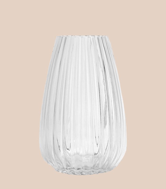 ridge-design-elegant-glass-vase
