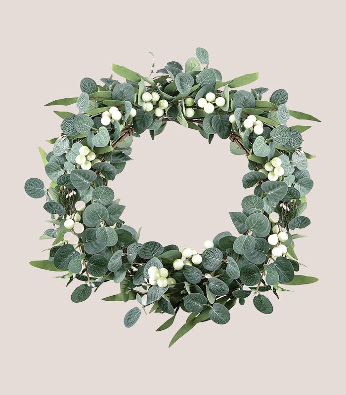 round-leaf-berry-simulation-decoration-wreath