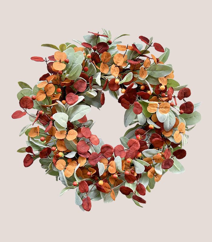 delicate-and-fine-artificial-wreath-for-home-decor